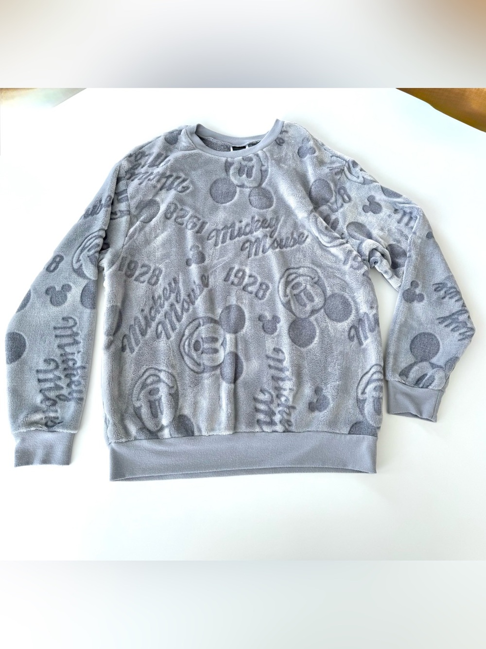 Disney Mickey Mouse Women’s Gray Fleece Sweatshirt Size Plus 1X